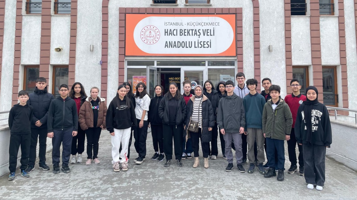 8.sınıf öğrencilerine yönelik okul rehberlik servisi tarafından Hacı Bektaş Veli Anadolu Lisesi ve Atakent Anadolu Lisesi gezileri düzenlendi.